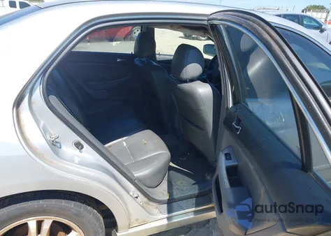 2006 Honda Accord 2.4 Ex from USA, damaged, VIN 1HGCM56806A142204